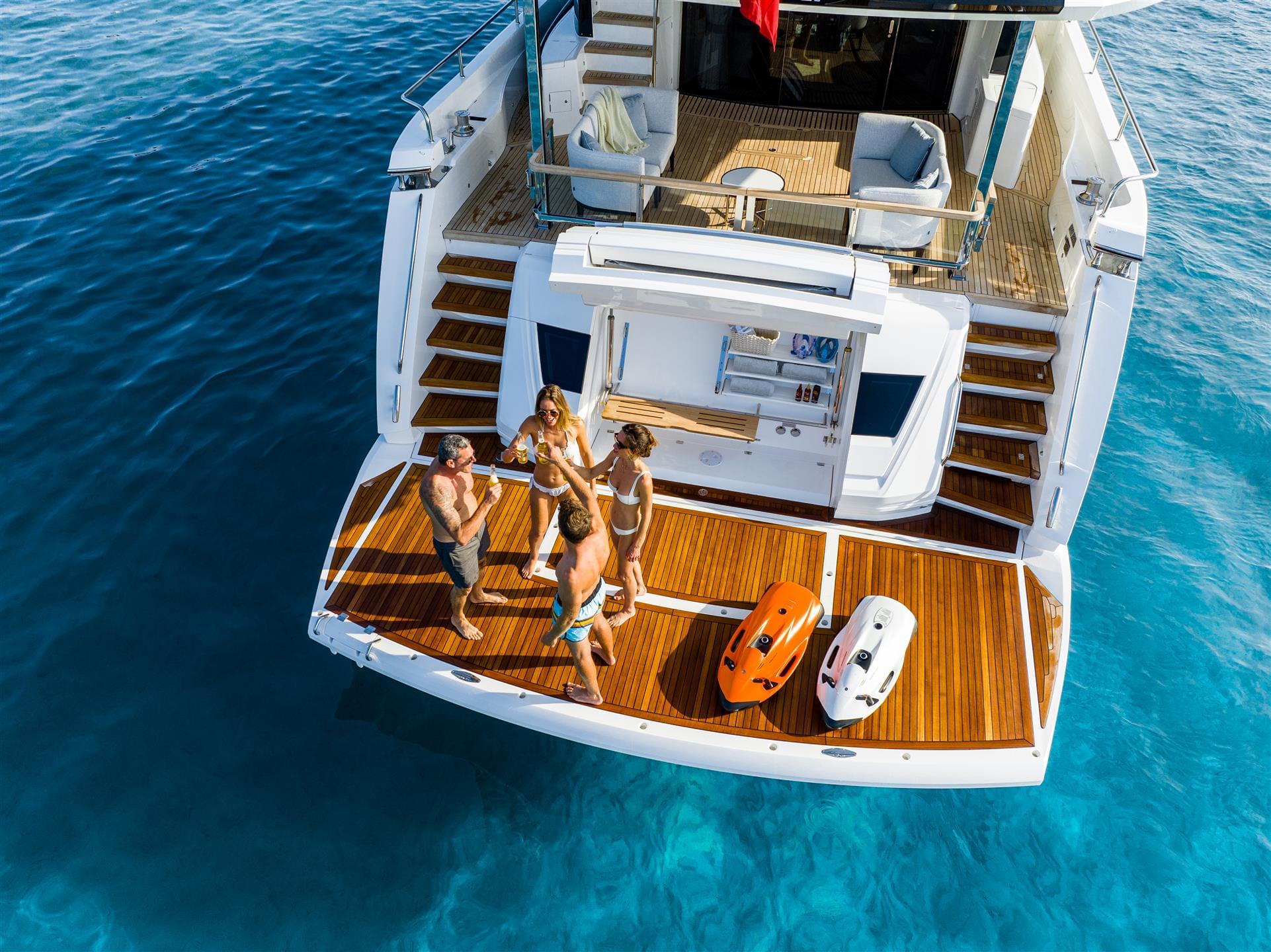 s__s 専用　jjj MAKTUK Yacht Club HIKARI 新品 Sunseeker | Sunseeker unveils new imagery and video of the